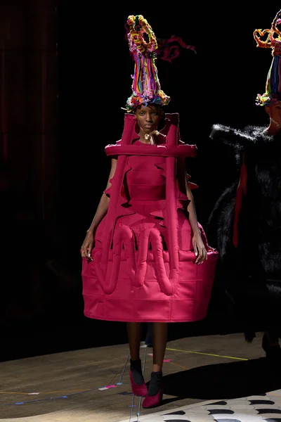 Look 23